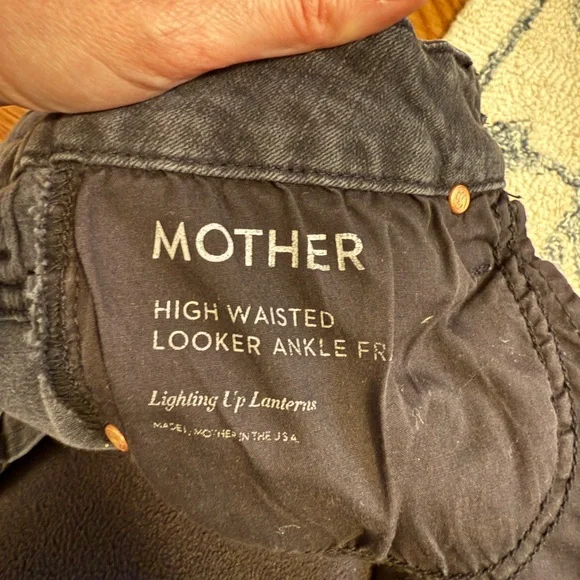 MOTHER Denim High Waist Looker Ankle Fray Lighting Up Lanterns Size 27